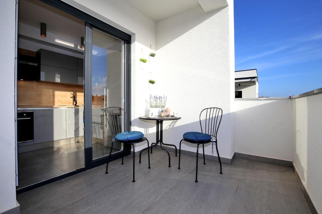 Esso Roof Terrace Apartment Zadar Eksteriør bilde